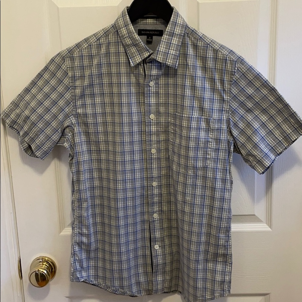 Banana Republic men’s shirt. Blue/grey plaid. Smal